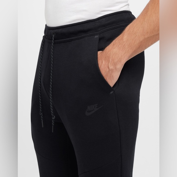 Nike Tech Men's Fleece Joggers Size L Black CU4495-010 - Picture 13 of 15